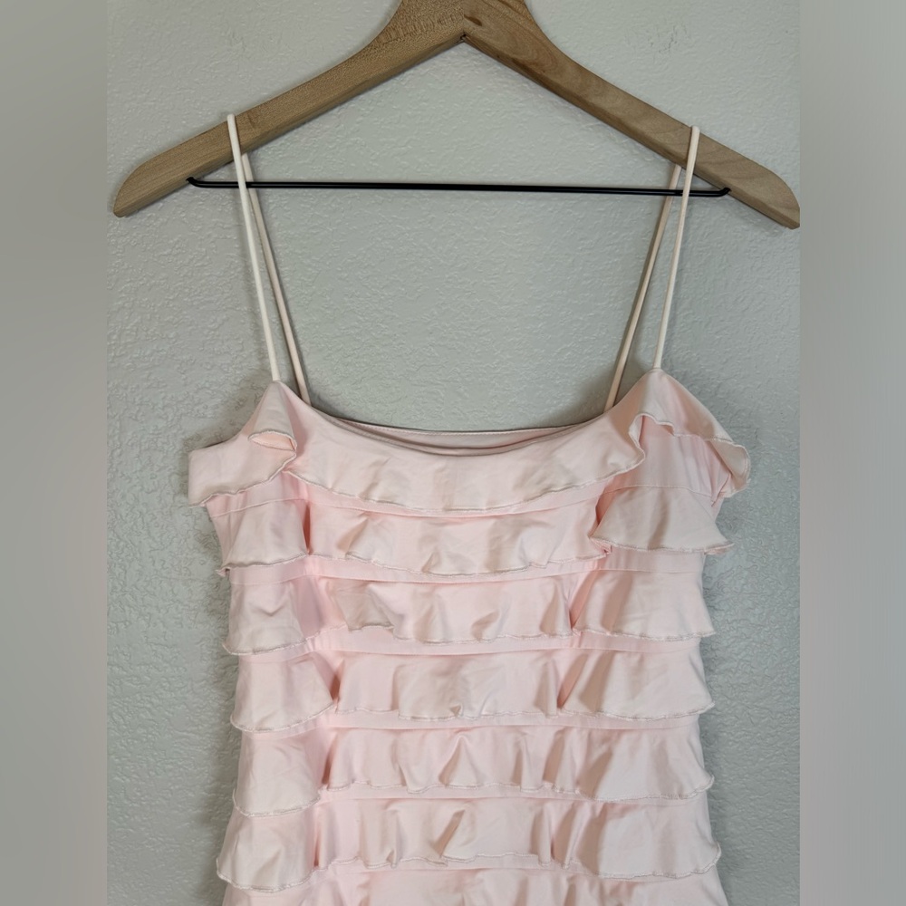 EDIKTED Nadya Ruffled Mini Dress LIGHT PINK Large New with Tags $76 - Picture 10 of 14